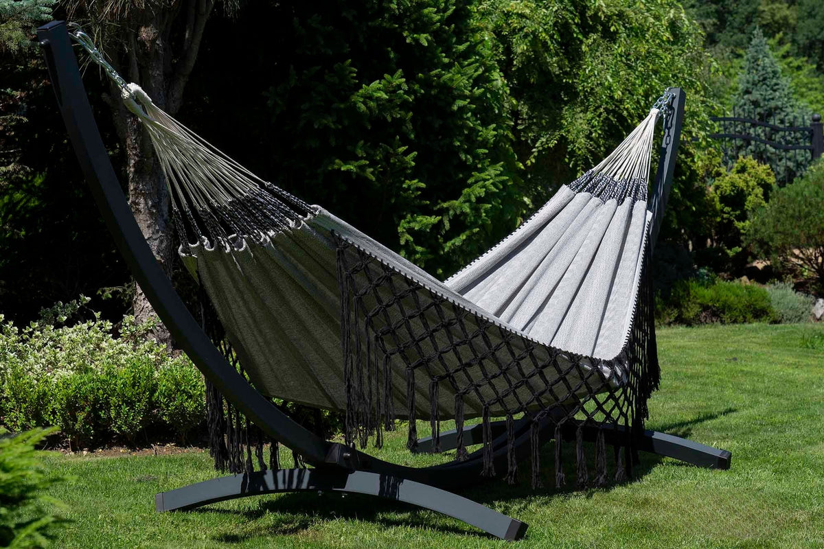 Hamac sur pied macramé franges | Maeven
